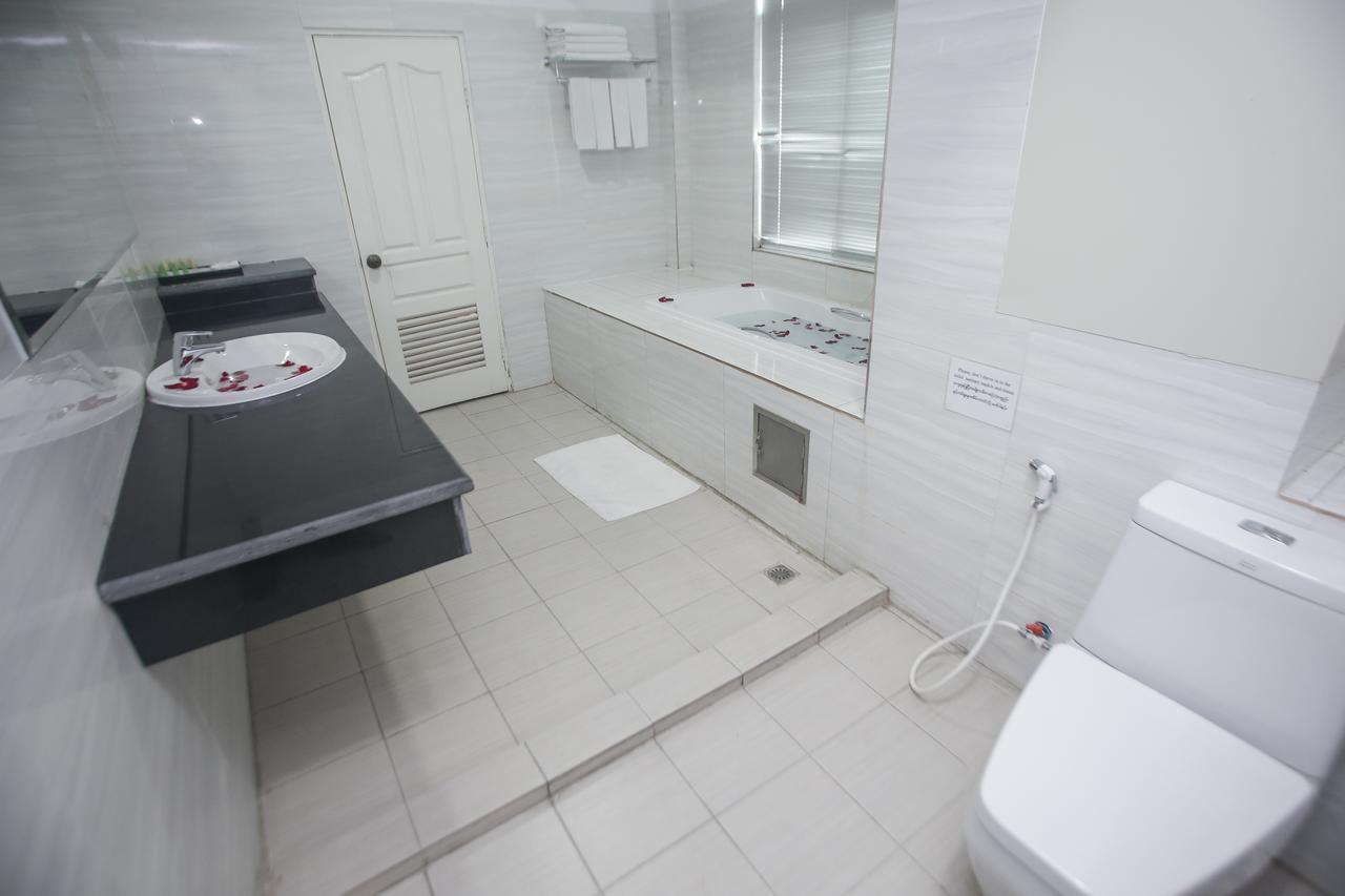 Grace Treasure Hotel Yangon
