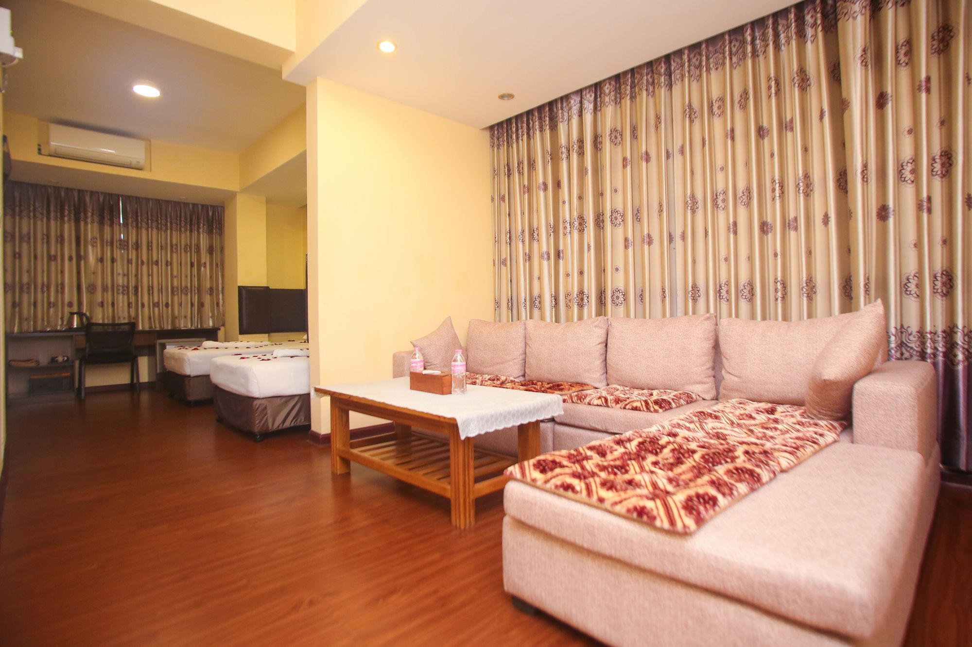 Hotel Grace Treasure 3*
